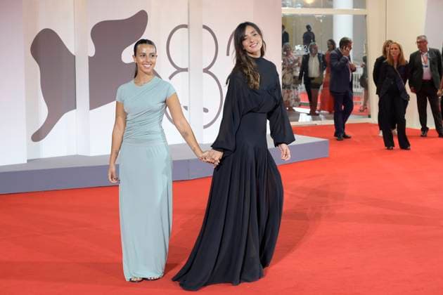 Filming Italy Venice Award red carpet in Venice Lido - 31 Aug 2025 Jolanda Renga (l) and Ambra Angiolini (r) attend the red carpet of Filming Italy Venice Award at 82nd Venice Film Festival at Palazzo del Cinema. Venice Lido Italy Copyright: xMarioxCartellix xSOPAxImagesx _DSC4994