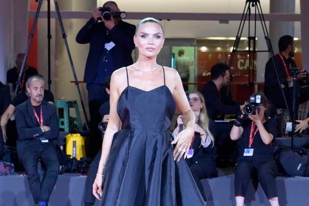 Filming Italy Venice Award red carpet in Venice Lido - 31 Aug 2025 Kim Feenstra attends the red carpet of Filming Italy Venice Award at 82nd Venice Film Festival at Palazzo del Cinema. Venice Lido Italy Copyright: xMarioxCartellix xSOPAxImagesx _DSC5022