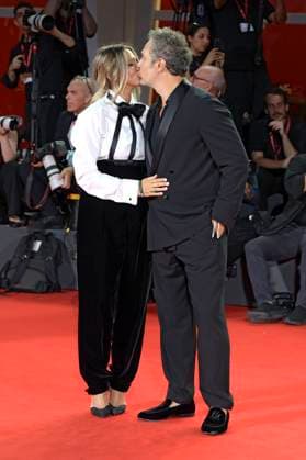 Francesca Barra with husband Claudio Santamaria at the Filming Italy Venice Award ceremony at the Biennale di Venezia 2025 82 Venice International Film Festival at the Palazzo del Cinema Venice, 31 08 2025 Foto:xA.xM.xTinghinox xFuturexImagex filming_5847