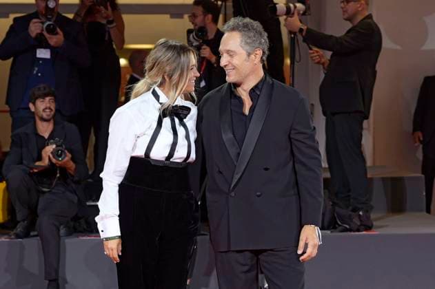 Francesca Barra with husband Claudio Santamaria at the Filming Italy Venice Award ceremony at the Biennale di Venezia 2025 82 Venice International Film Festival at the Palazzo del Cinema Venice, 31 08 2025 Foto:xA.xM.xTinghinox xFuturexImagex filming_5854