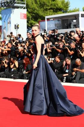 September 1, 2025, Venice, Veneto, Italy: AMANDA SEYFRIED on the red carpet for The Testament of Ann Lee Premiere screening at the 82nd Venice Film Festival at the Venice Lido, Italy. Venice Italy - ZUMAc179 20250901_zep_c179_131 Copyright: xMickaelxChavetx