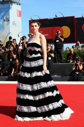 September 1, 2025, Venice, Veneto, Italy: THOMASIN MCKENZIE on the red carpet for The Testament of Ann Lee Premiere screening at the 82nd Venice Film Festival at the Venice Lido, Italy. Venice Italy - ZUMAc179 20250901_zep_c179_148 Copyright: xMickaelxChavetx