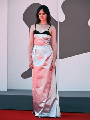 Venice, 82nd Venice International Film Festival 2025 - Evening 6 - Red Carpet for the film The Testament of Ann Lee . Pictured: Viola Prettejohn  Copyright: xSimonexComix xipa-agency.netx xPoolxPhotoxEventsx06x IPA_Agency_IPA63877920