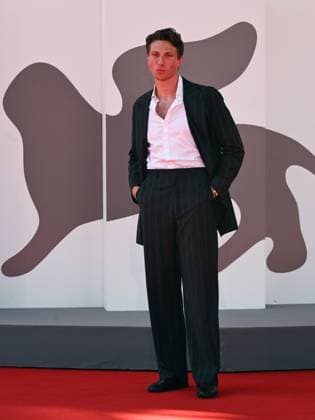 Venice, 82nd Venice International Film Festival 2025 - Evening 6 - Red Carpet for the film The Testament of Ann Lee . Pictured: Jamie Bogyo  Copyright: xSimonexComix xipa-agency.netx xPoolxPhotoxEventsx06x IPA_Agency_IPA63877947