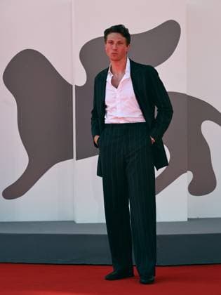 Venice, 82nd Venice International Film Festival 2025 - Evening 6 - Red Carpet for the film The Testament of Ann Lee . Pictured: Jamie Bogyo  Copyright: xSimonexComix xipa-agency.netx xPoolxPhotoxEventsx06x IPA_Agency_IPA63877951