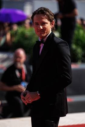September 1, 2025, Venice, Italy: American actor Lewis Pullman attends the red carpet of the film The Testament of Ann Lee at the 82nd Venice Film. Venice Italy - ZUMAs197 20250901_aaa_s197_110 Copyright: xMarcoxBaradax