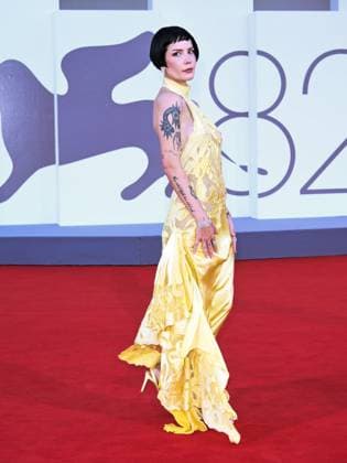 Venice, 82nd Venice International Film Festival 2025 - evening 6, red carpet of the film The Smashing Machine In the photo: Halsey  Copyright: xSimonexComix xipa-agency.netx xPoolxPhotoxEventsx06x IPA_Agency_IPA63881457