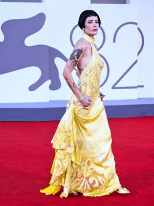Venice, 82nd Venice International Film Festival 2025 - evening 6, red carpet of the film The Smashing Machine In the photo: Halsey  Copyright: xSimonexComix xipa-agency.netx xPoolxPhotoxEventsx06x IPA_Agency_IPA63881461