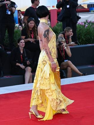 Venice, 82nd Venice International Film Festival 2025 - evening 6, red carpet for the film The Smashing Machine . Pictured is Halsey.  Copyright: xAlbertoxTerenghix xipa-agency.netx xPoolxPhotoxEventsx06x IPA_Agency_IPA63881579