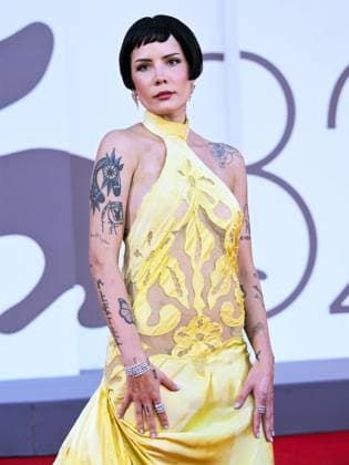 Venice, ITALY: Venice, 82nd Venice International Film Festival 2025 - evening 6, red carpet of the film The Smashing Machine In the photo: Halsey Venice ITALY  - ZUMAp169 20250901_zea_p169_1158 Copyright: xSimonexComix