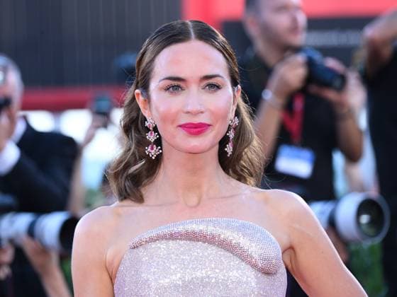 Venice, 82nd Venice International Film Festival 2025 - Evening 6, red carpet for the film The Smashing Machine. Pictured: Emily Blunt  Copyright: xAlbertoxTerenghix xipa-agency.netx xPoolxPhotoxEventsx06x IPA_Agency_IPA63882236