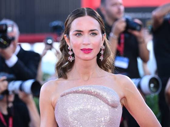 Venice, 82nd Venice International Film Festival 2025 - Evening 6, red carpet for the film The Smashing Machine. Pictured: Emily Blunt  Copyright: xAlbertoxTerenghix xipa-agency.netx xPoolxPhotoxEventsx06x IPA_Agency_IPA63882238