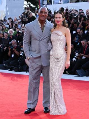 Venice, Italy: Venice, 82nd Venice International Film Festival 2025 - Evening 6, red carpet for the film The Smashing Machine. Pictured: Emily Blunt, Dwayne Johnson Venice Italy  - ZUMAp169 20250901_zea_p169_1300 Copyright: xAlbertoxTerenghix