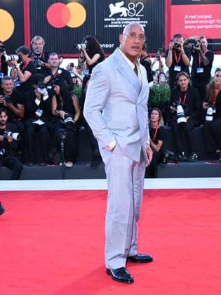 Venice, Italy: Venice, 82nd Venice International Film Festival 2025 - Evening 6, red carpet for the film The Smashing Machine. Pictured is Dwayne Johnson. Venice Italy  - ZUMAp169 20250901_zea_p169_1310 Copyright: xAlbertoxTerenghix