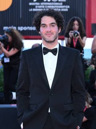 Venice, Italy: Venice, 82nd Venice International Film Festival 2025 - Evening 6, red carpet for the film The Smashing Machine. Pictured: Benny Safdie Venice Italy  - ZUMAp169 20250901_zea_p169_1326 Copyright: xAlbertoxTerenghix