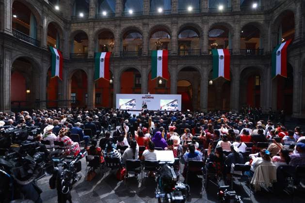 Mexican President Claudia Sheinbaum delivers her first government report address MEXICO CITY, MEXICO - SEPTEMBER 01: Mexican President Claudia Sheinbaum delivers an address to the nation as part of the first government report of her administration, at the National Palace, in Mexico City, Mexico on September 01, 2025. Daniel Cardenas Anadolu Mexico City Mexico. Editorial use only. Please get in touch for any other usage.  Copyright: x2025xAnadoluxDanielxCardenasx