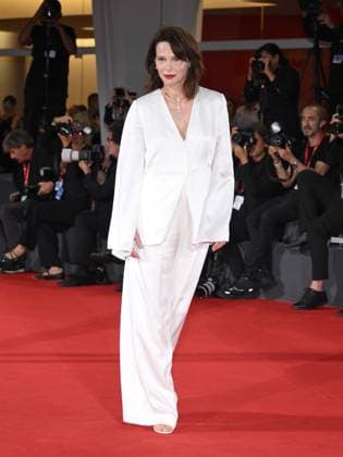 Venice, Italy: Venice, 82nd Venice International Film Festival 2025 - evening 6, red carpet for the film Portobello In the photo: Barbora Bobulova Venice Italy  - ZUMAp169 20250901_zea_p169_1569 Copyright: xSimonexComix