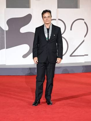 Venice, Italy: Venice, 82nd Venice International Film Festival 2025 - evening 6, red carpet for the film Portobello In the photo Lino Musella Venice Italy  - ZUMAp169 20250901_zea_p169_1723 Copyright: xSimonexComix