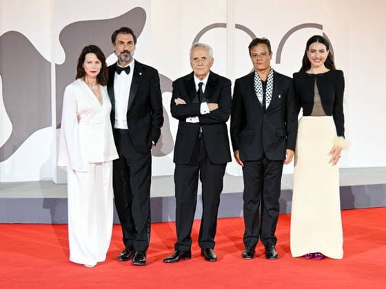 Venice, 82nd Venice International Film Festival 2025 - evening 6, red carpet of the film Portobello In the photo: Barbora Bobulova, Fabrizio Gifuni, Marco Bellocchio, Lino Musella, Romana Maggiora Vergano,  Copyright: xManuelexMangiarottix xipa-agency.netx xPoolxPhotoxEventsx06x IPA_Agency_IPA63887459