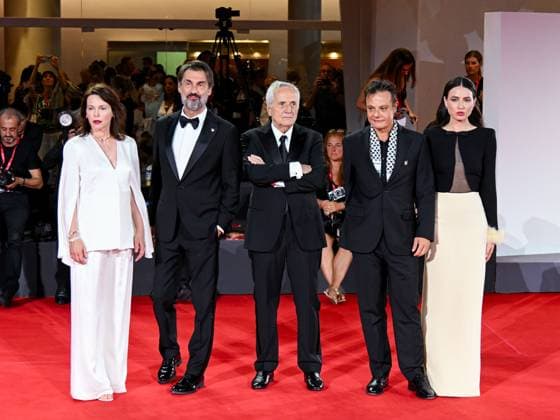 Venice, 82nd Venice International Film Festival 2025 - evening 6, red carpet of the film Portobello In the photo: Barbora Bobulova, Fabrizio Gifuni, Marco Bellocchio, Lino Musella, Romana Maggiora Vergano,  Copyright: xManuelexMangiarottix xipa-agency.netx xPoolxPhotoxEventsx06x IPA_Agency_IPA63887510
