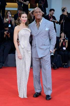 Emily Blunt and Dwayne Johnson at the premiere of the feature film The Smashing Machine at the Biennale di Venezia 2025 82 Venice International Film Festival at the Palazzo del Cinema Venice, 01 09 2025 Foto:xA.xM.xTinghinox xFuturexImagex machine_5756