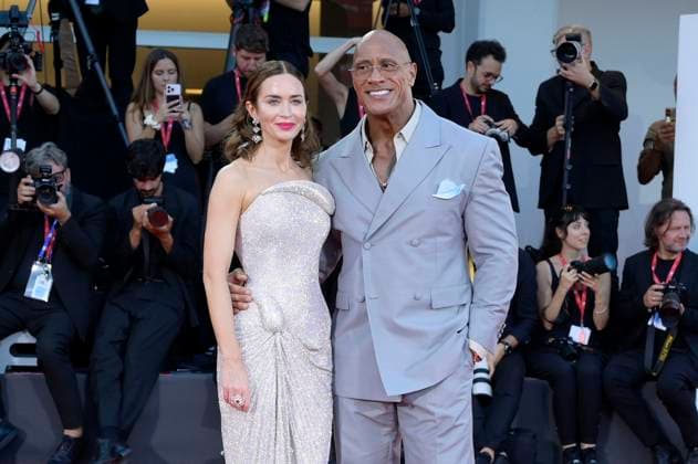 Emily Blunt and Dwayne Johnson at the premiere of the feature film The Smashing Machine at the Biennale di Venezia 2025 82 Venice International Film Festival at the Palazzo del Cinema Venice, 01 09 2025 Foto:xA.xM.xTinghinox xFuturexImagex machine_5759
