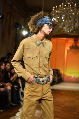 PFW - Austin Post Runway in Paris FA A model walks the runway for the Austin Post collection by American singer Post Malone as part of Paris Fashion Week in Paris, on September 1, 2025. Photo by Firas Abdullah ABACAPRESS.COM Paris Ile-de-France France  Copyright: xAbdullahxFiras ABACAx