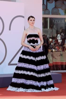 The Testament Of Ann Lee Red Carpet - The 82nd Venice International Film Festival Thomasin McKenzie attends The Testament Of Ann Lee red carpet during the 82nd Venice International Film Festival on September 01, 2025 in Venice, Italy  Copyright: xKazukoxWakayamax