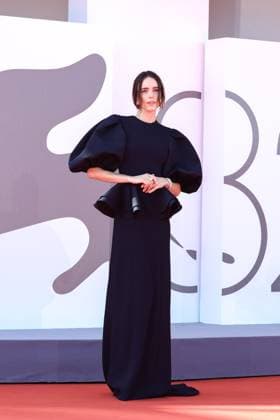The Testament Of Ann Lee Red Carpet - The 82nd Venice International Film Festival Stacy Martin attends The Testament Of Ann Lee red carpet during the 82nd Venice International Film Festival on September 01, 2025 in Venice, Italy  Copyright: xKazukoxWakayamax