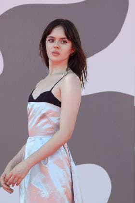 The Testament Of Ann Lee Red Carpet - The 82nd Venice International Film Festival Viola Prettejohn attends The Testament Of Ann Lee red carpet during the 82nd Venice International Film Festival on September 01, 2025 in Venice, Italy  Copyright: xKazukoxWakayamax