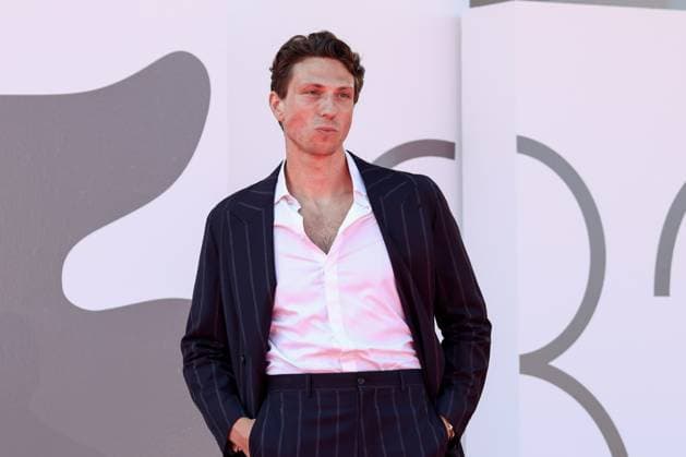 The Testament Of Ann Lee Red Carpet - The 82nd Venice International Film Festival Jamie Bogyo attends The Testament Of Ann Lee red carpet during the 82nd Venice International Film Festival on September 01, 2025 in Venice, Italy  Copyright: xKazukoxWakayamax