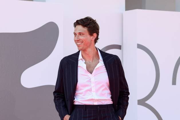The Testament Of Ann Lee Red Carpet - The 82nd Venice International Film Festival Jamie Bogyo attends The Testament Of Ann Lee red carpet during the 82nd Venice International Film Festival on September 01, 2025 in Venice, Italy  Copyright: xKazukoxWakayamax