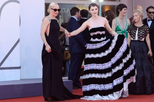 The Testament Of Ann Lee Red Carpet - The 82nd Venice International Film Festival Thomasin McKenzie attends The Testament Of Ann Lee red carpet during the 82nd Venice International Film Festival on September 01, 2025 in Venice, Italy  Copyright: xKazukoxWakayamax