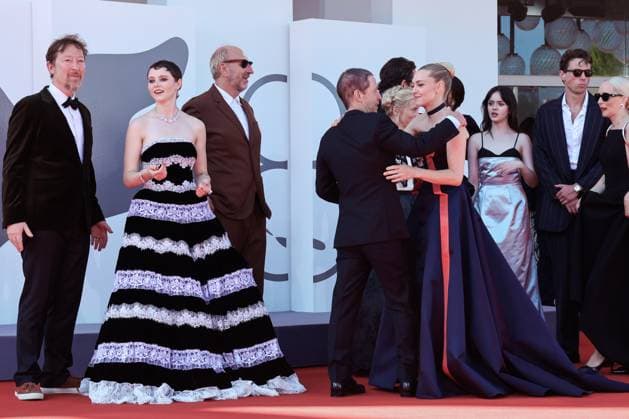 The Testament Of Ann Lee Red Carpet - The 82nd Venice International Film Festival Thomasin McKenzie attends The Testament Of Ann Lee red carpet during the 82nd Venice International Film Festival on September 01, 2025 in Venice, Italy  Copyright: xKazukoxWakayamax