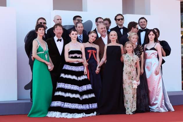 The Testament Of Ann Lee Red Carpet - The 82nd Venice International Film Festival (L-R) Brady Corbet, Celia Rowlson-Hall, Scott Handy, Daniel Blumberg, Thomasin McKenzie, Tim Blake Nelson, Amanda Seyfried, David Cale, Andrew Morrison, Mona Fastvold, Adelaide James Fastvold Corbet, Jamie Bogyo, Maria Sand, Viola Prettejohn and Stacy Martin attend The Testament Of Ann Lee red carpet during the 82nd Venice International Film Festival on September 01, 2025 in Venice, Italy  Copyright: xKazukoxWakayamax