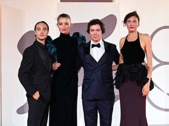 Venice, 82nd Venice International Film Festival 2025 - evening 6, red carpet of the film Orfeo In the photo: Luca Vergoni, Virgilio Villoresi, Giulia Maenza and Aomi Muyock  Copyright: xManuelexMangiarottix xipa-agency.netx xPoolxPhotoxEventsx06x IPA_Agency_IPA63891075