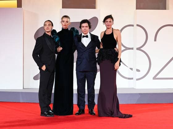 Venice, 82nd Venice International Film Festival 2025 - evening 6, red carpet of the film Orfeo In the photo: Luca Vergoni, Virgilio Villoresi, Giulia Maenza and Aomi Muyock  Copyright: xManuelexMangiarottix xipa-agency.netx xPoolxPhotoxEventsx06x IPA_Agency_IPA63891083