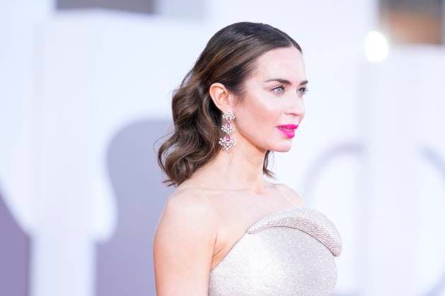 The Smashing Machine Red Carpet - The 82nd Venice International Film Festival - 01 Sep 2025 Emily Blunt attends The Smashing Machine red carpet during the 82nd Venice International Film Festival. Venice Lido Italy Copyright: xDanielexCifalax xSOPAxImagesx _CIF7903