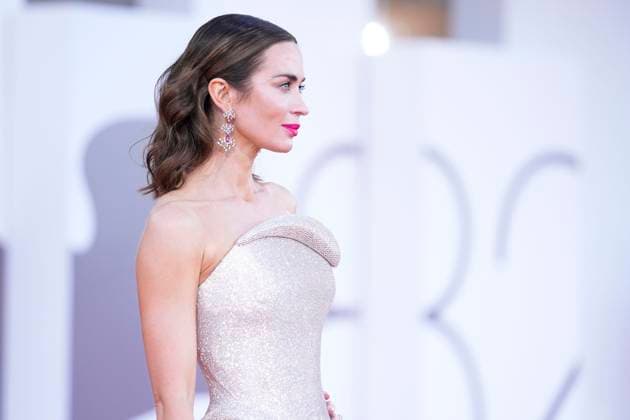 The Smashing Machine Red Carpet - The 82nd Venice International Film Festival - 01 Sep 2025 Emily Blunt attends The Smashing Machine red carpet during the 82nd Venice International Film Festival. Venice Lido Italy Copyright: xDanielexCifalax xSOPAxImagesx _CIF7915
