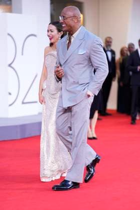 The Smashing Machine Red Carpet - The 82nd Venice International Film Festival - 01 Sep 2025 Emily Blunt and Dwayne Johnson attend The Smashing Machine red carpet during the 82nd Venice International Film Festival. Venice Lido Italy Copyright: xDanielexCifalax xSOPAxImagesx _CIF8051