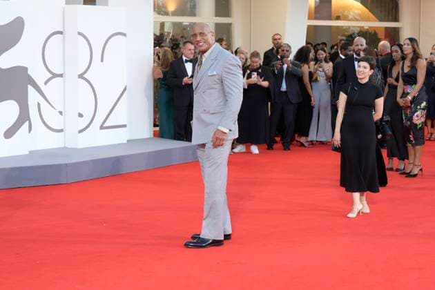 The Smashing machine red carpet in Italy - 01 Sept 2025 Dwayne Johnson attends the red carpet of the film The smashing machine at 82 Venice Film Festival at Palazzo del cinema. Venice Lido Italy Copyright: xMarioxCartellix xSOPAxImagesx _DSC5190