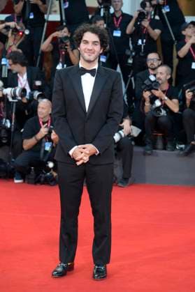 The Smashing machine red carpet in Italy - 01 Sept 2025 Benny Safdie attends the red carpet of the film The smashing machine at 82 Venice Film Festival at Palazzo del cinema. Venice Lido Italy Copyright: xMarioxCartellix xSOPAxImagesx _DSC5218
