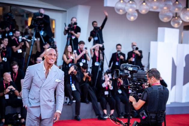 The Smashing Machine red carpet during the 82nd Venice International Film Festival - 01 Sept 2025 Dwayne Johnson attends The Smashing Machine red carpet during the 82nd Venice International Film Festival. Venice Italy Copyright: xLoredanaxSangiulianox xSOPAxImagesx LSangiuliano-2938