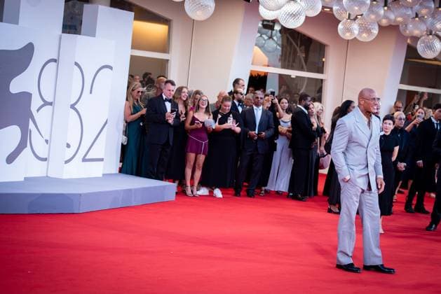 The Smashing Machine red carpet during the 82nd Venice International Film Festival - 01 Sept 2025 Dwayne Johnson attends The Smashing Machine red carpet during the 82nd Venice International Film Festival. Venice Italy Copyright: xLoredanaxSangiulianox xSOPAxImagesx LSangiuliano-2976