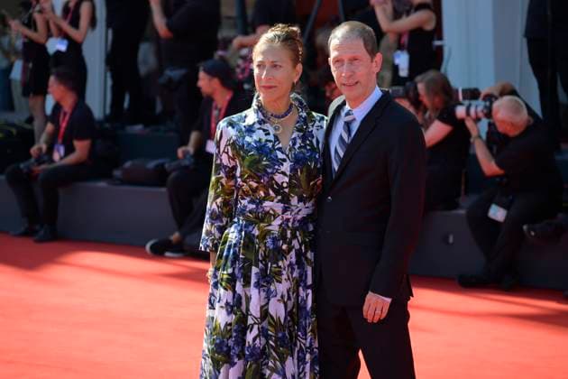 The testament of Ann Lee red carpet in Venice Lido - 01 Sept 2025 Tim Blake (l) and wife (r) attend the red carpet of film The testament of Ann Lee at 82 Venice Film Festival at Palazzo del cinema. Venice Lido Italy Copyright: xMarioxCartellix xSOPAxImagesx _DSC0445