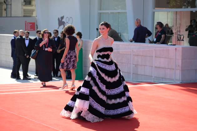 The testament of Ann Lee red carpet in Venice Lido - 01 Sept 2025 Thomasin McKenzie attends the red carpet of film The testament of Ann Lee at 82 Venice Film Festival at Palazzo del cinema. Venice Lido Italy Copyright: xMarioxCartellix xSOPAxImagesx _DSC0457