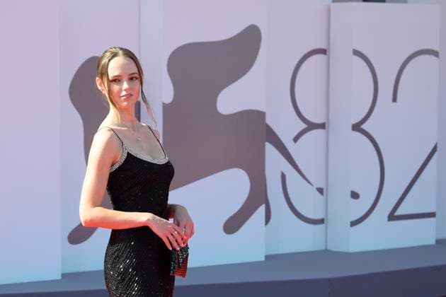 The testament of Ann Lee red carpet in Venice Lido - 01 Sept 2025 Natalie Shinnick attends the red carpet of film The testament of Ann Lee at 82 Venice Film Festival at Palazzo del cinema. Venice Lido Italy Copyright: xMarioxCartellix xSOPAxImagesx _DSC0676