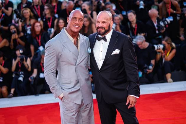 Red carpet of the film the Smashing Machine in Venice, Italy - 01 Sept 2025 Dwayne Johnson and Bas Rutten attend the red carpet of the film The Smashing Machine at the 82nd Venice Film. Venice Italy Copyright: xMarcoxBaradax xSOPAxImagesx REDCARPETHESMASHINGMACHINE-26