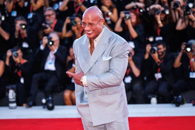 Red carpet of the film the Smashing Machine in Venice, Italy - 01 Sept 2025 Dwayne Johnson attends the red carpet of the film The Smashing Machine at the 82nd Venice Film. Venice Italy Copyright: xMarcoxBaradax xSOPAxImagesx REDCARPETHESMASHINGMACHINE-13