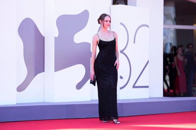 The Testament Of Ann Lee Red Carpet - The 82nd Venice International Film Festival - 01 Sep 2025 Natalie Shinnick attends The Testament Of Ann Lee red carpet during the 82nd Venice International Film Festival. Venice Italy Copyright: xDanielexCifalax xSOPAxImagesx _CIF7259